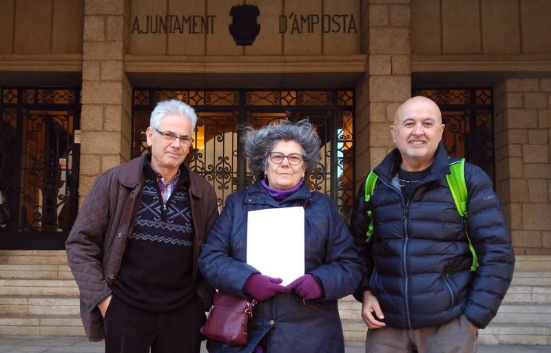 El col.lectiu Tots som Poble presenta més de 600 signatures per demanar que es redueixin les festes amb bous a Amposta