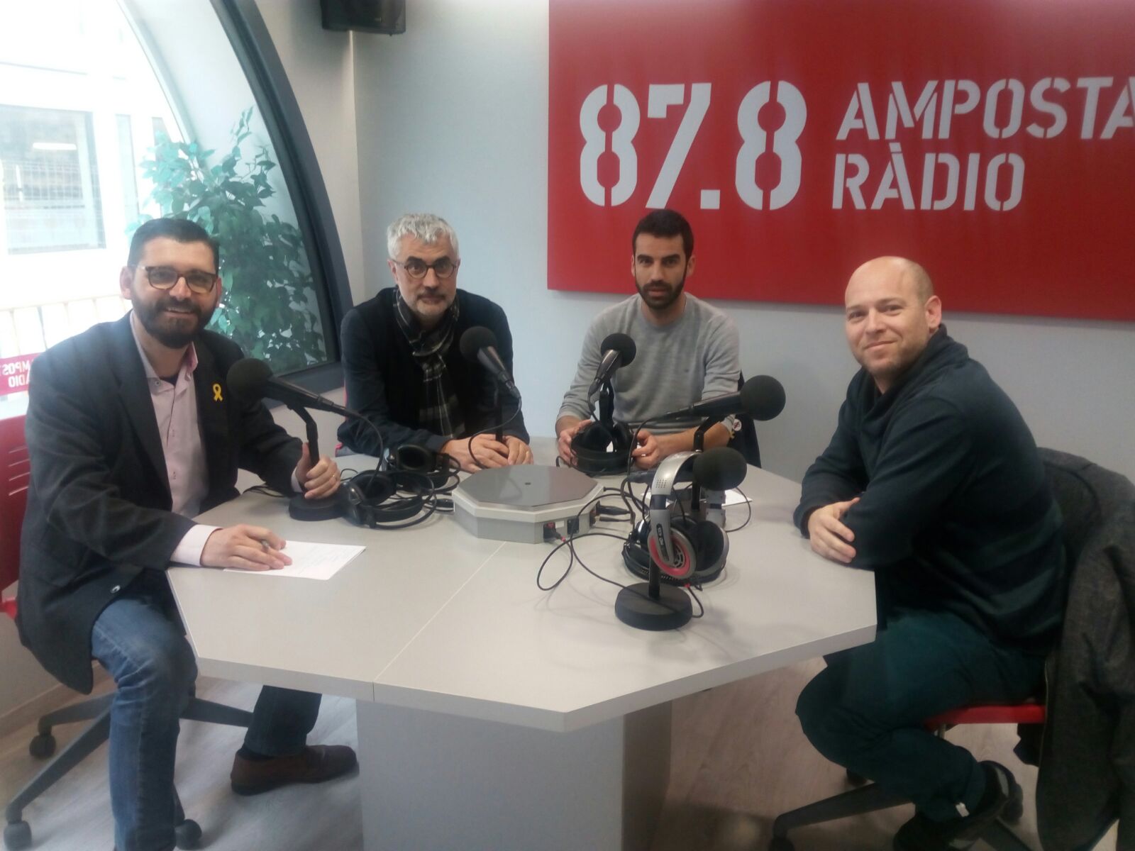 ESPAI ESQUERRA D´AMPOSTA 08 03 2018