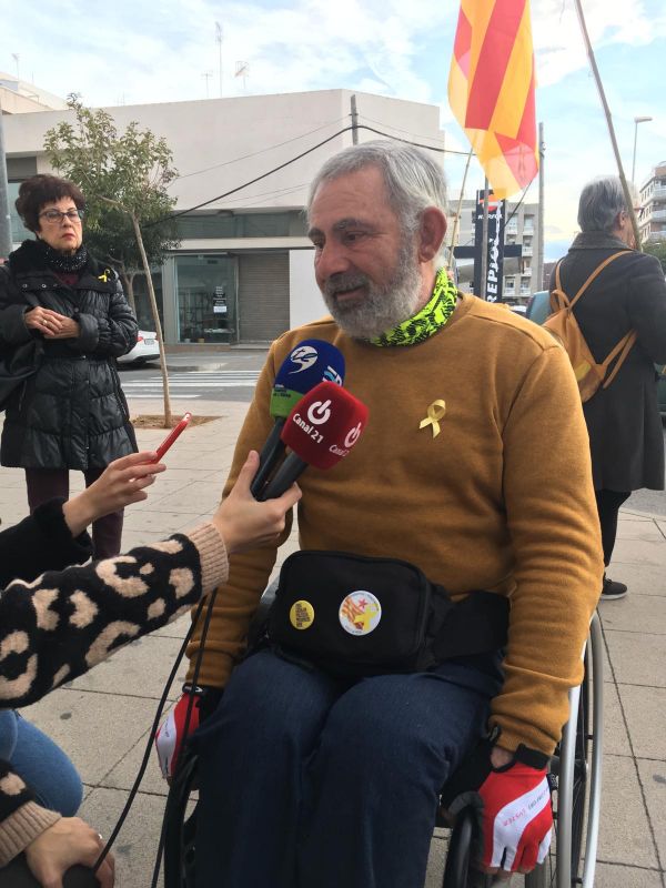L´ACTIVISTA JORDI PUIG VISITA AMPOSTA