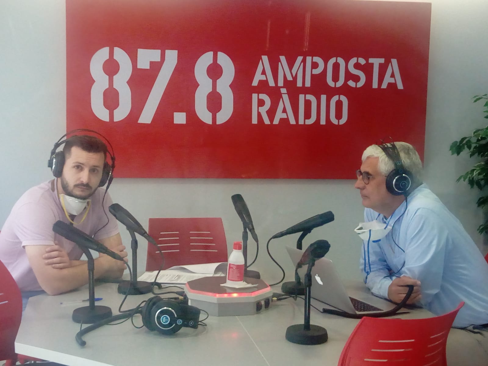 ENTREVISTA SOBRE L’OFICINA D’ATENCIÓ AL CUITADÀ I L’EMPRESARIAT EN MOTIU DE LA COVID 19