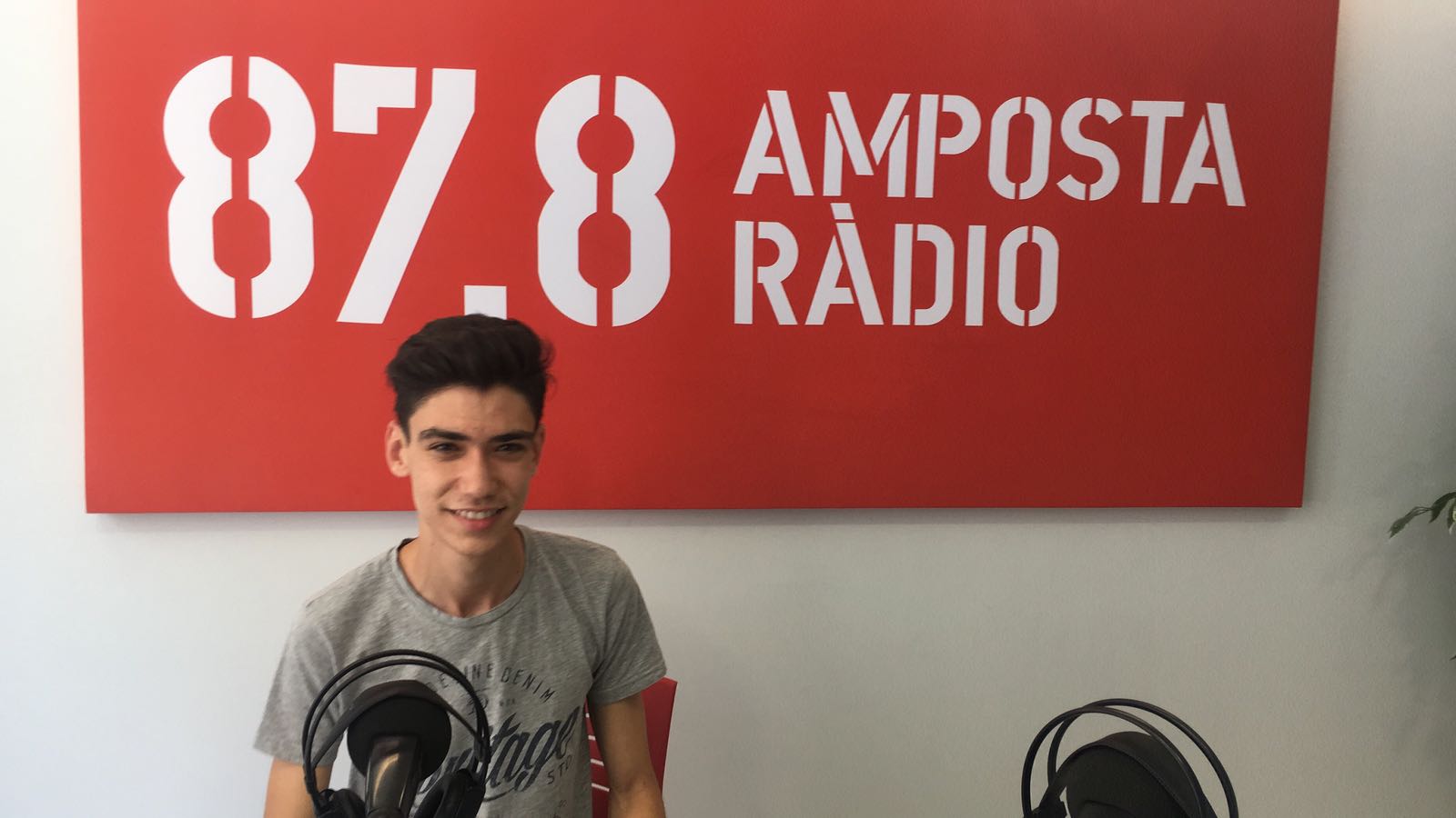 ENTREVISTA A DIDAC FERRE: UN JOVE AMPOSTÍ QUE HA CREAT UNES FALLES PER A SANT JOAN