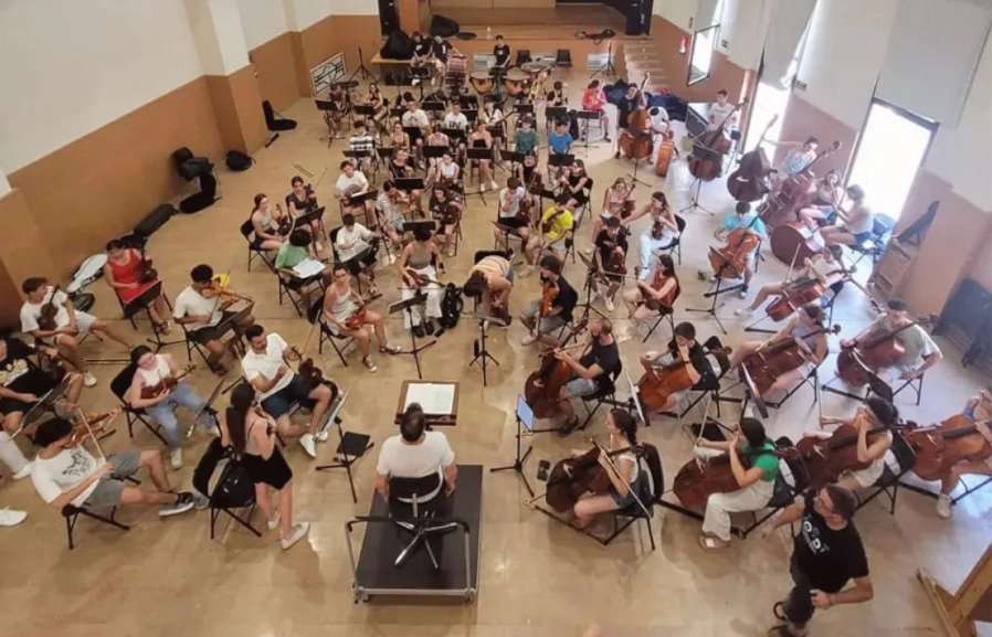 La Jove Orquestra Simfònica de la Diputació oferirà un concert a Amposta després d’una estada a Rasquera