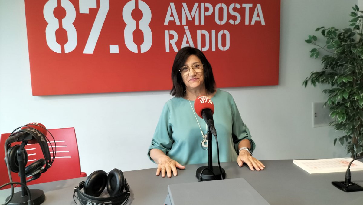 Identitats. Neus Fornós. modista