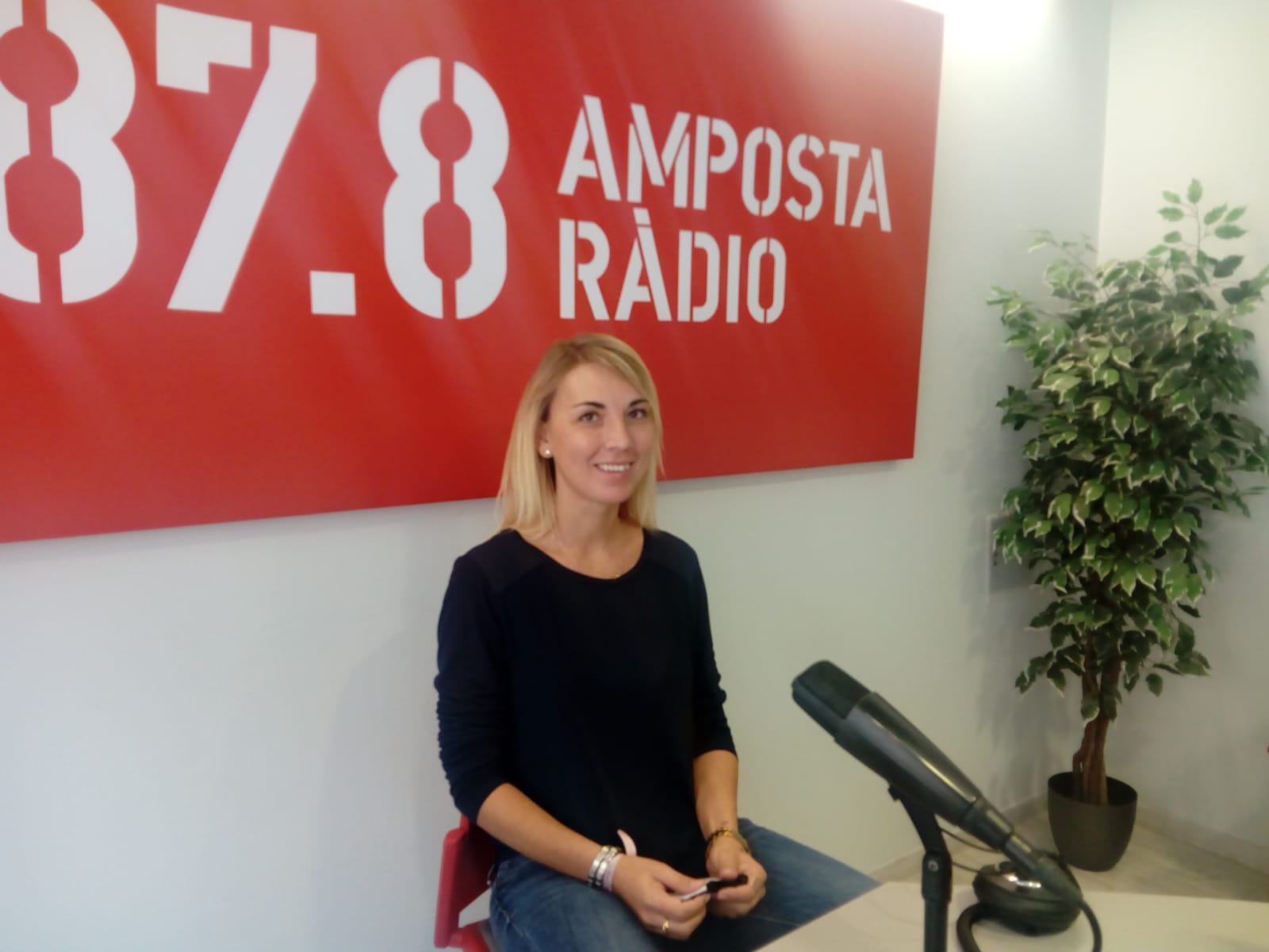 ENTREVISTA A ADELA TOMÀS FERRÉ- PRIMERA DONA EN LA JUNTA RECTORA DE LA CAMBRA ARROSSERA DEL MONTSIÀ
