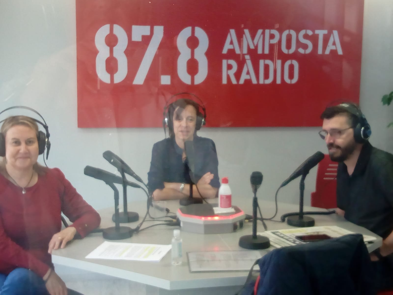 ENTREVISTA A RAMON BEL, REGIDOR DE FESTES , INÉS MARTÍ, REGIDORA DE CULTURA : FESTA DEL MERCAT A LA PLAÇA CONFINADA