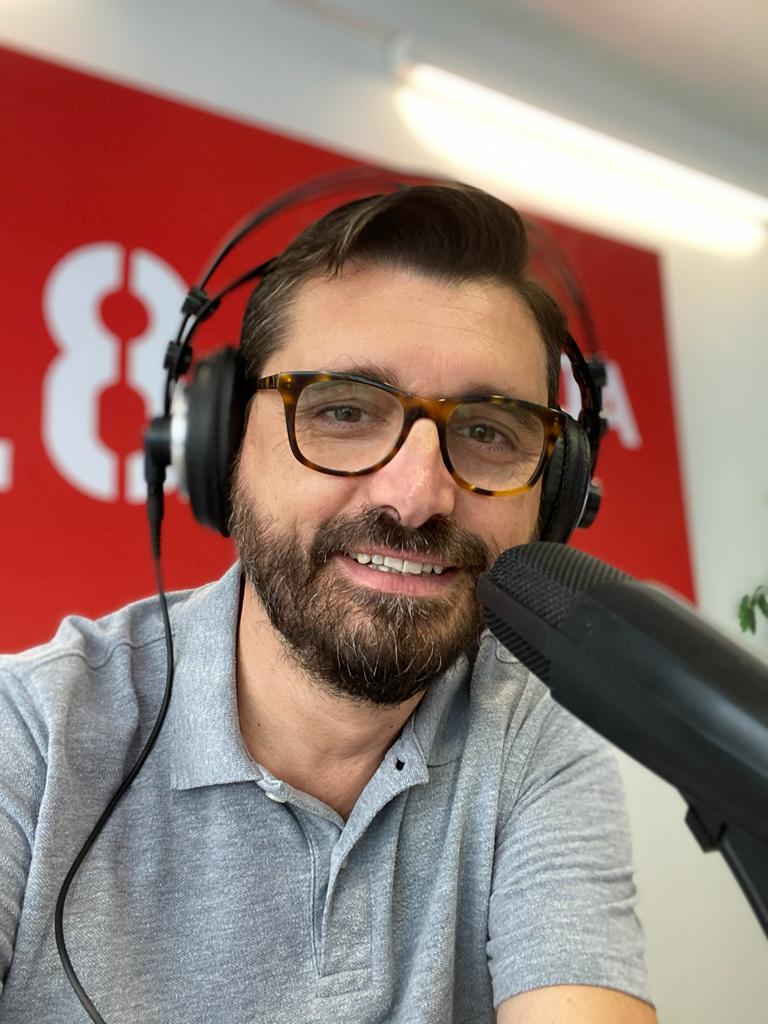 ENTREVISTA A RAMON BEL-REGIDOR D’ESVANIMENTS- "ACTES DEL CAP DE SETMANA"