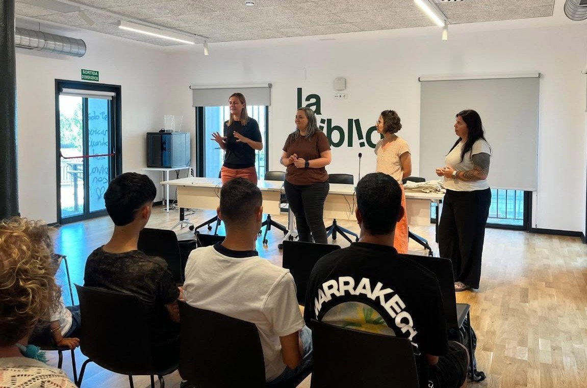 120 alumnes i 20 voluntaris participen en projectes d&rsquo;aprenentatge del català a Amposta
