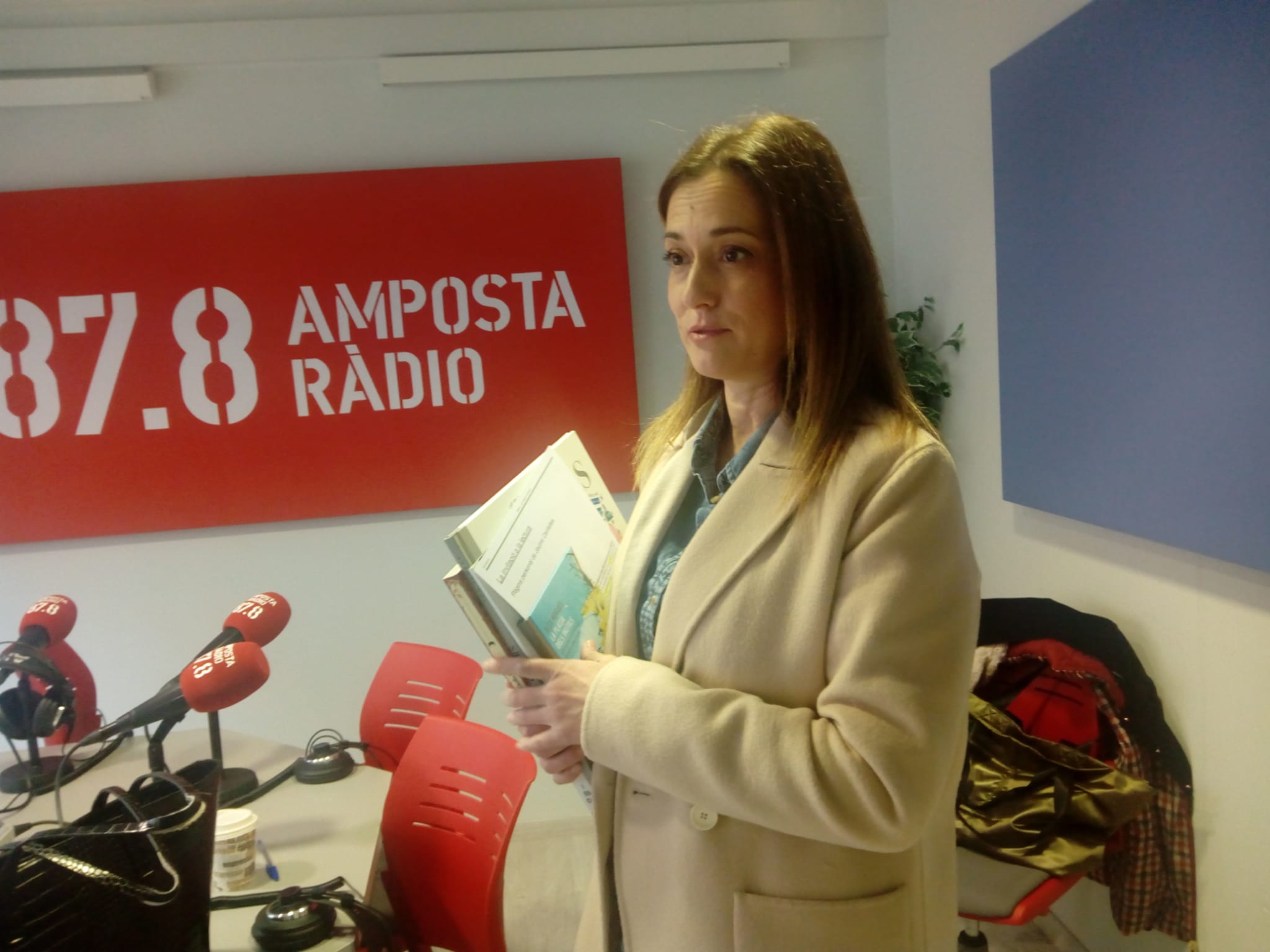 ESPAI BIBLIOTECA INFANTIL12-12-19
