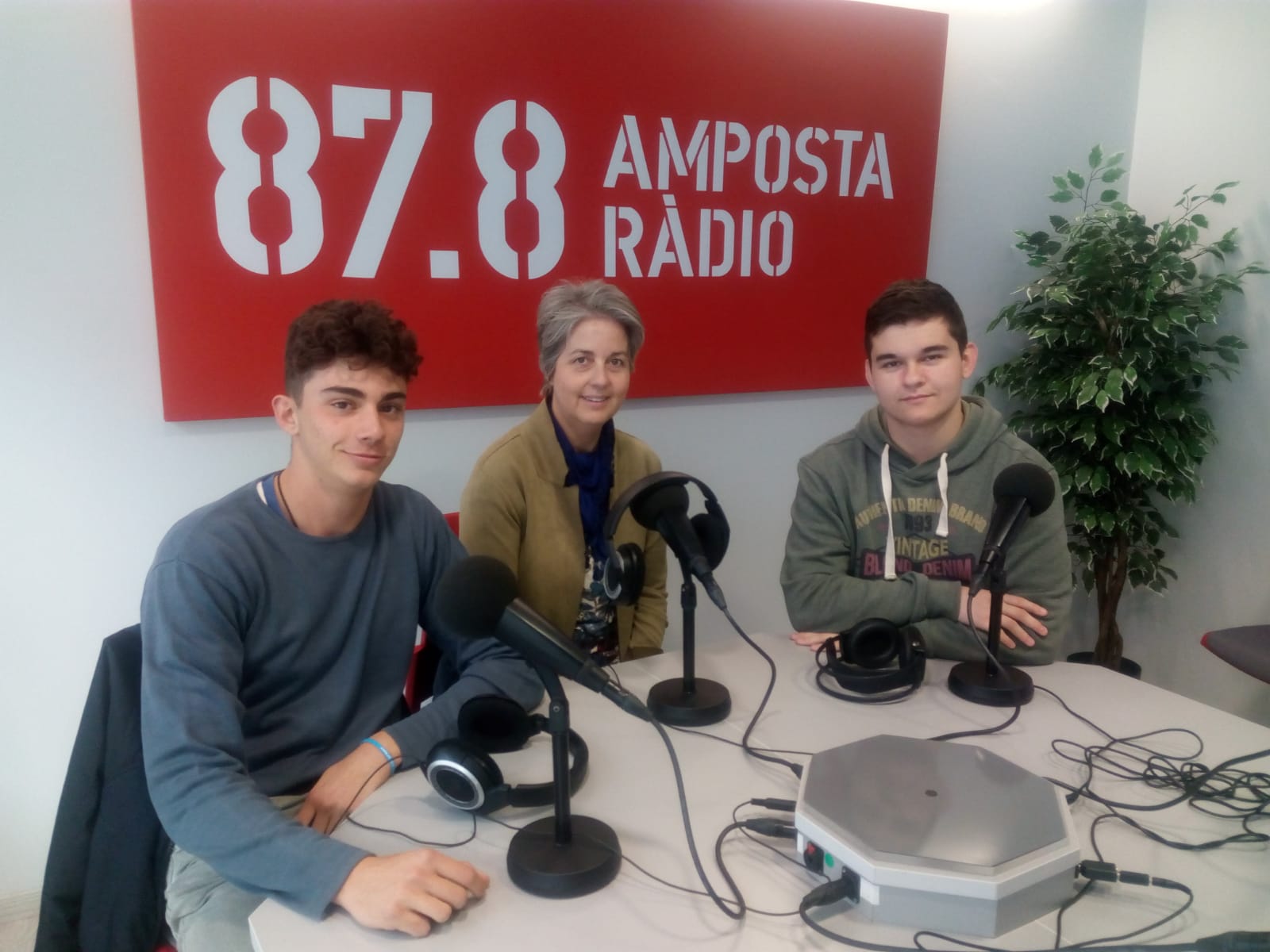 ENTREVISTA ALUMNES IES DE TECNIFICACIÓ, SUBCAMPIONS LLIGA DE DEBATS