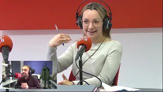 La Biblio: Agenda de març: Dones, poesia i llibres al front amb Andreea Serbanica