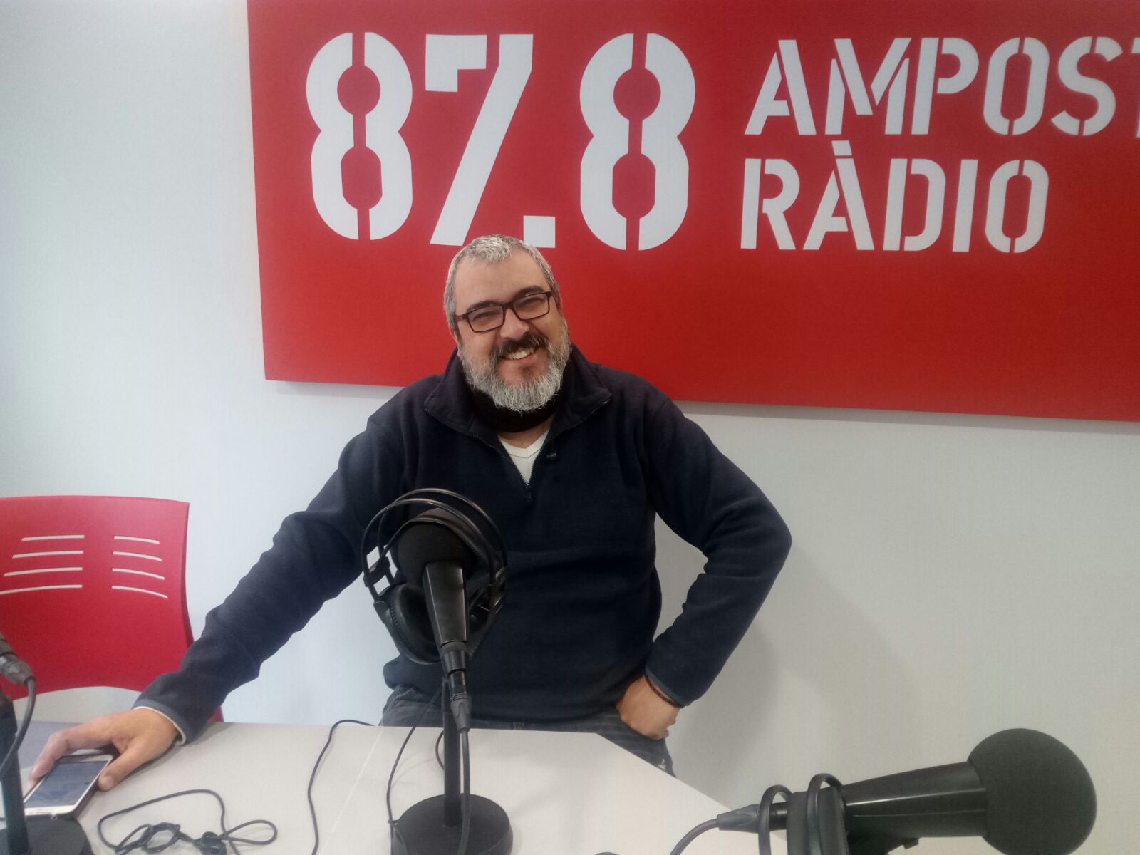 BARRIS: LA ACOLLIDORA