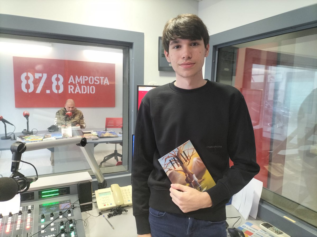 Roger Limbos de 16 anys ens presenta el seu primer llibre : FINAL