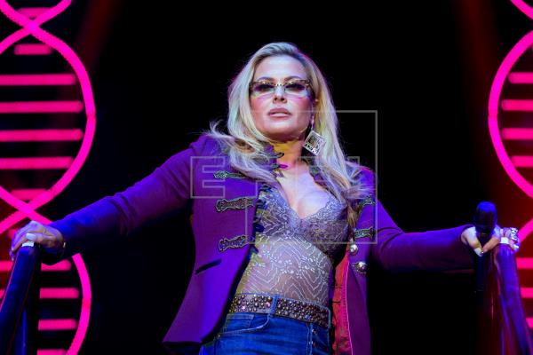 MUSICA I VIDA: ANASTACIA