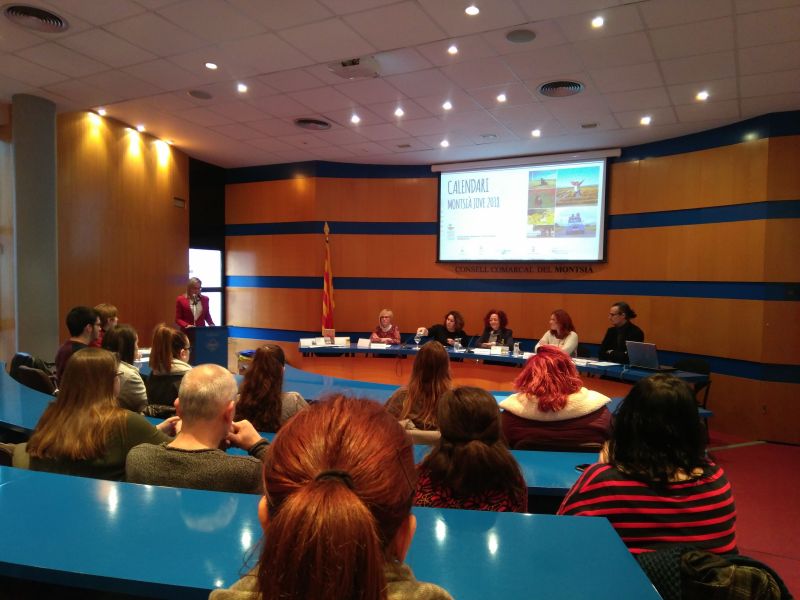 Més d’una vintena de joves participen en el disseny de la primera edició del Calendari Montsià Jove 2018 a través d’un concurs d’Instagram   