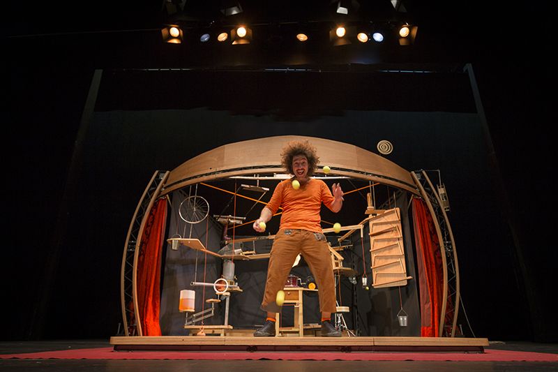 La Xarxa Amposta presenta la nova temporada de teatre familiar 2017/18 que comença divendres amb ‘La Güasa Circo Teatro’   