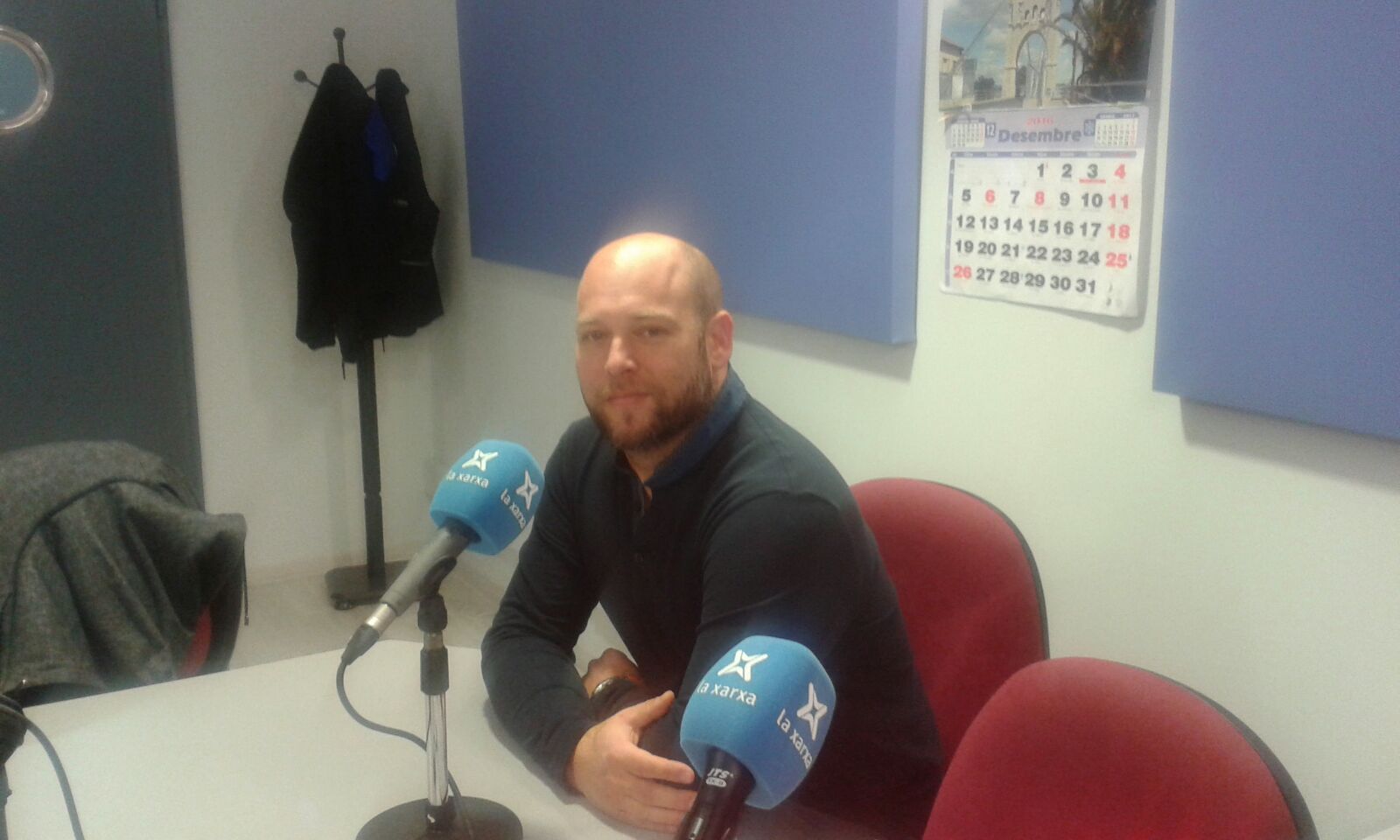 ENTREVISTA AL REGIDOR PAU CID: CÀRREGUES PER A COTXES ELÈCTRICS