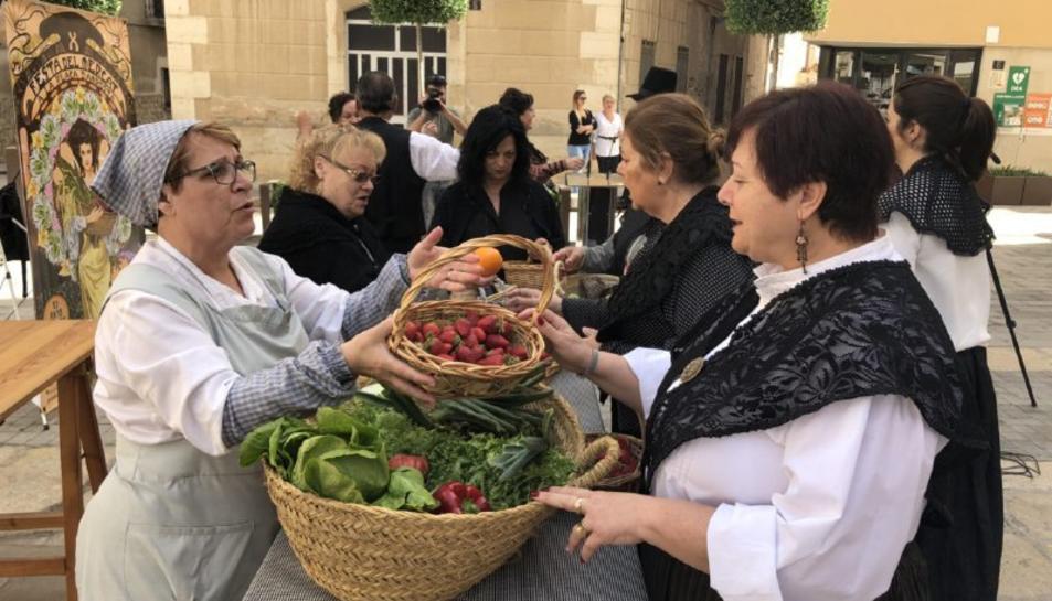 ENTREVISTA A LES TEATRELITZACIONS DE LA FESTA DEL MERCAT A LA PLAÇA 2019