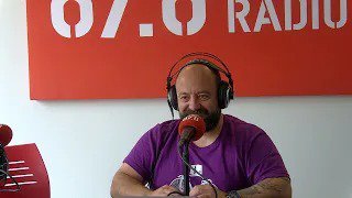 Quan l’humilitat fa riure més que l’ego: Jesús Ferré i la màgia dels pallassos