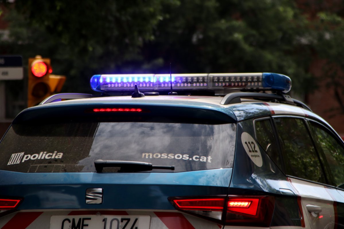 Els Mossos intercepten un autobús per circular en sentit contrari per l&rsquo;autopista AP-7 a Amposta