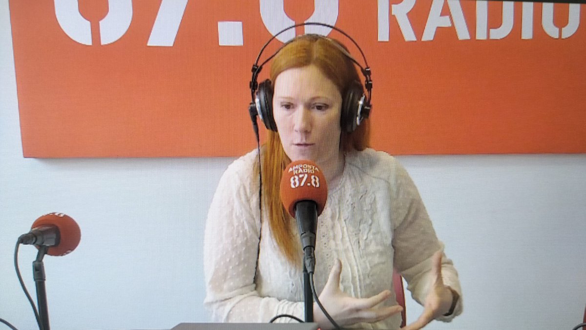 FESTA DEL MERCAT A LA PLAÇA 2025 Sardanes amb Júlia Barberà