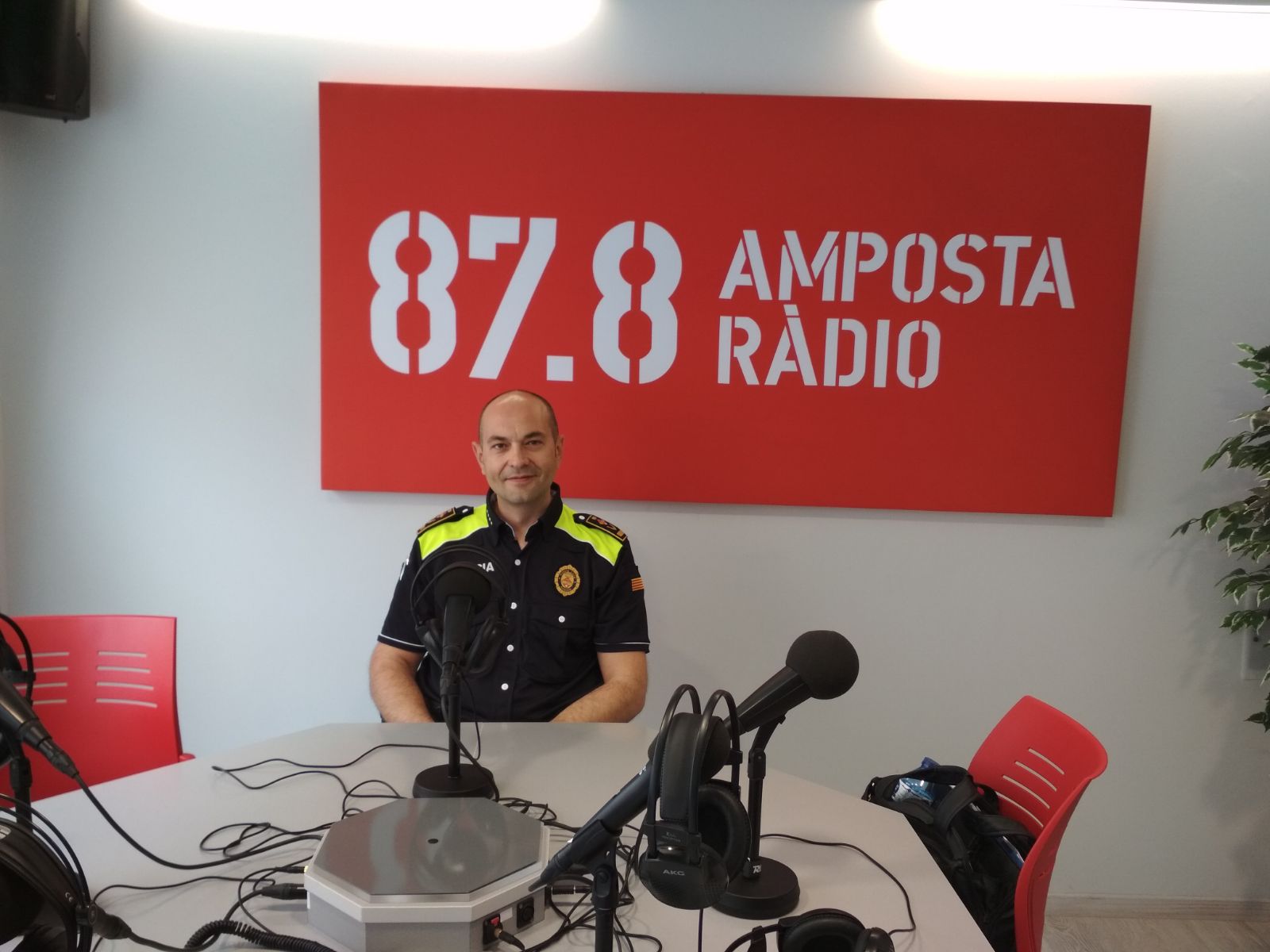 ENTREVISTA A L´INSPECTOR EN CAP DE LA POLICIA LOCAL D´AMPOSTA 22 05 2018