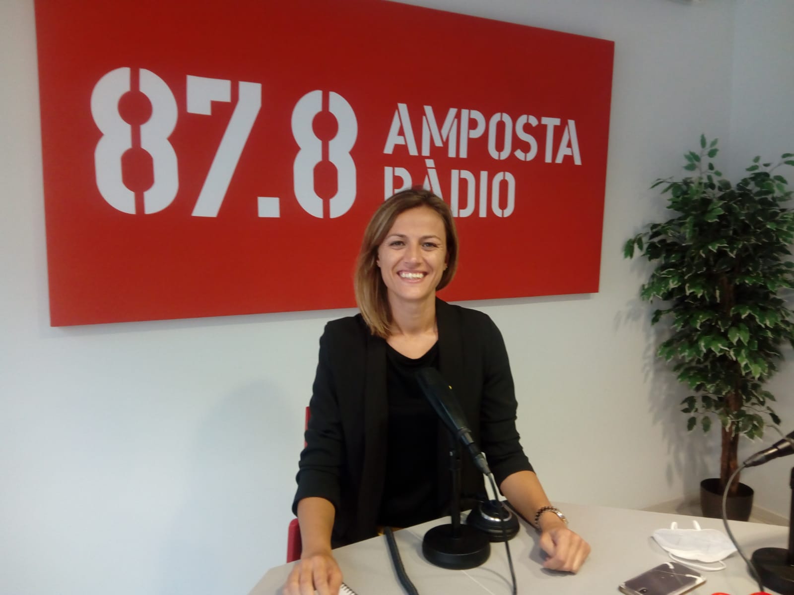 ENTREVSIA A NÚRIA MARCO- REGIDORA D’EDUCACIÓ 
