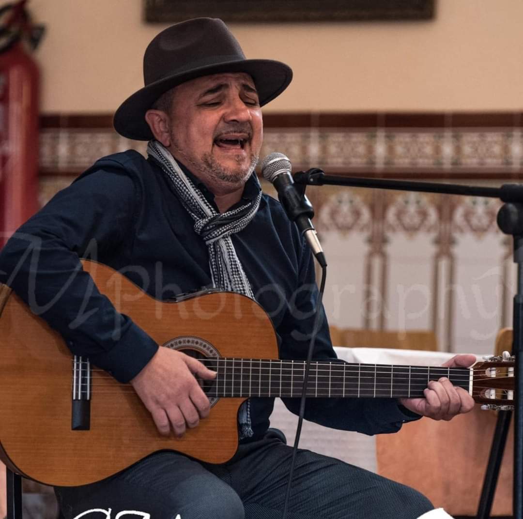 ENTREVISTA A CARLOS VALLDEPEREZ