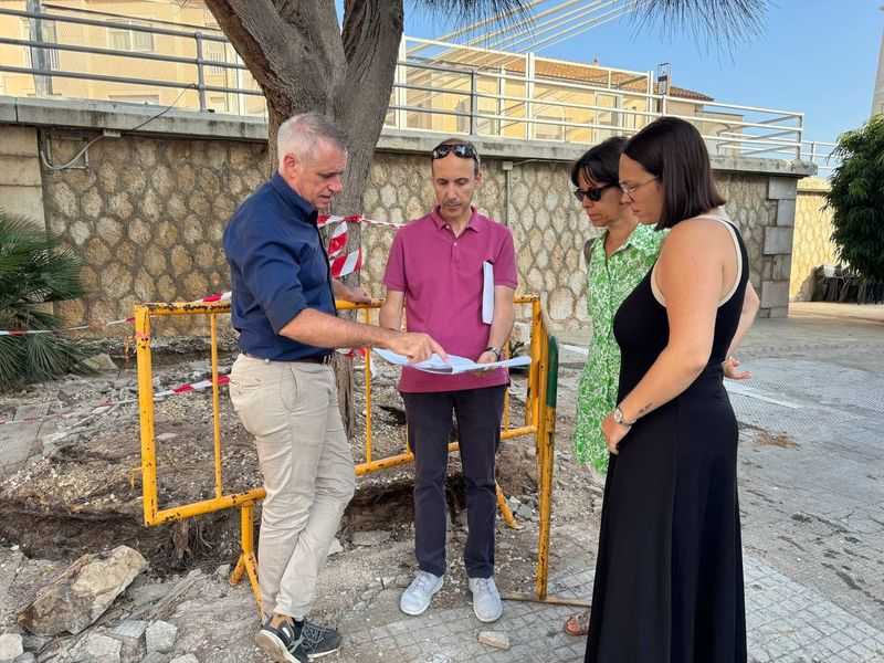 En marxa les obres per instal·lar rampes accessibles a la plaça Santa Susanna i al carrer Sant Sebastià,