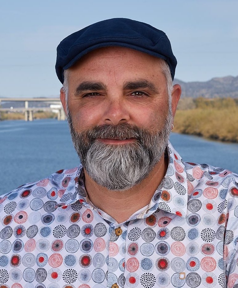 Entrevistem a Jesus Serrano per parlar dels seus treballs i Sant Jordi 2022