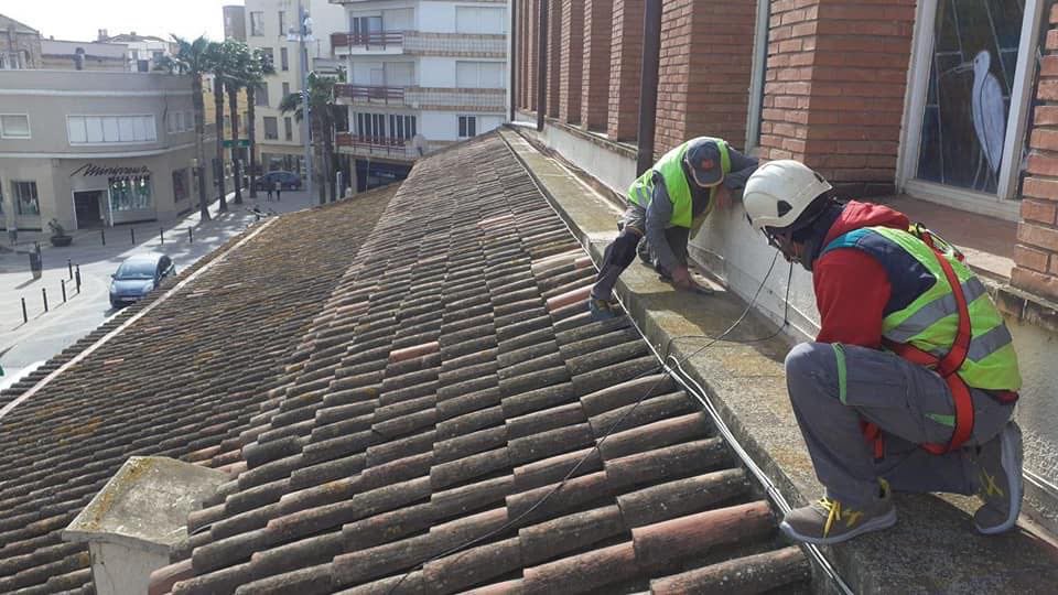 Segueixen les obres de millora del Mercat Municipal.