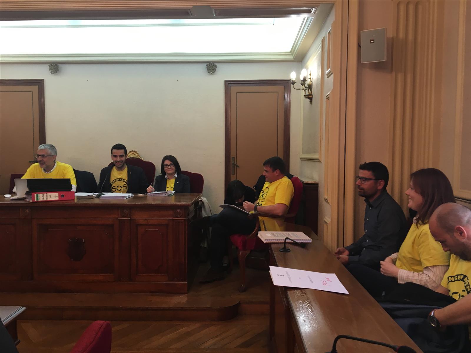El ple d´Amposta reclama la reducció de la ràtio a les aules d´educació infantil i primària