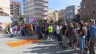 Amposta dona la benvinguda a la República Catalana